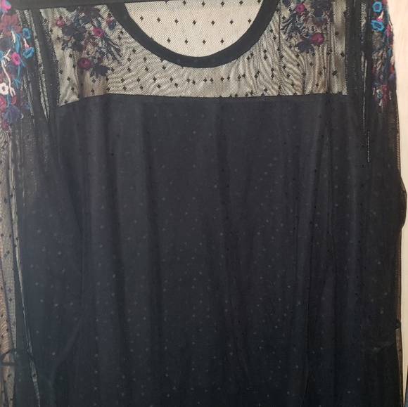 Blouse - Picture 2 of 3